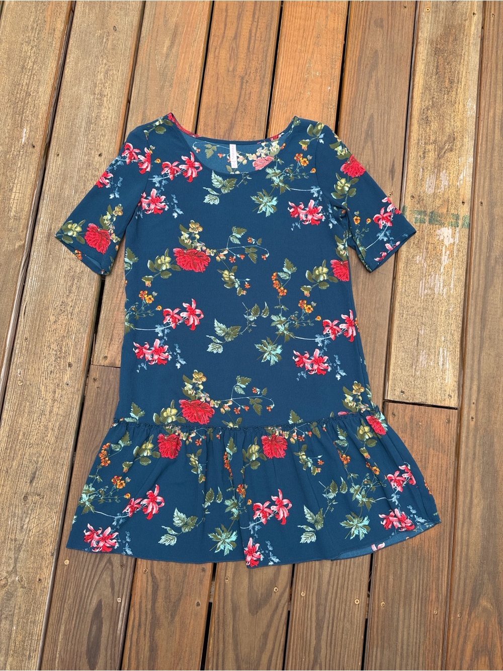 Xhilaration Teal Floral Drop-Waist Dress with Red Blossoms Small